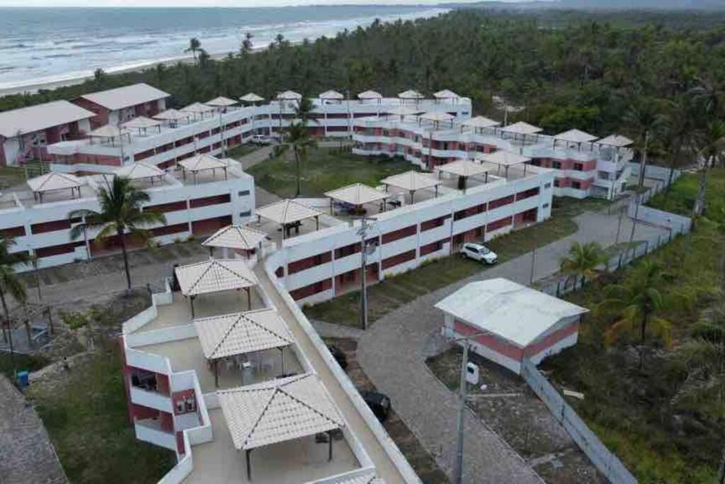 Condomi. Praia Da Perola -Beira Mar-Ilheus/Itacare Exterior foto
